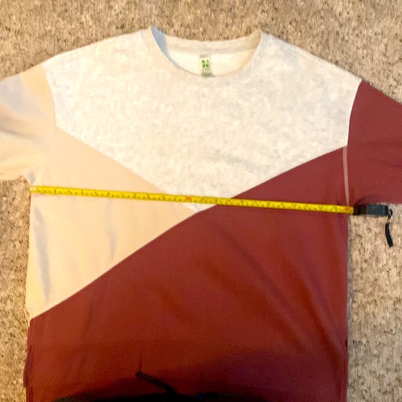 Sweatshirt - Picture 6 of 10